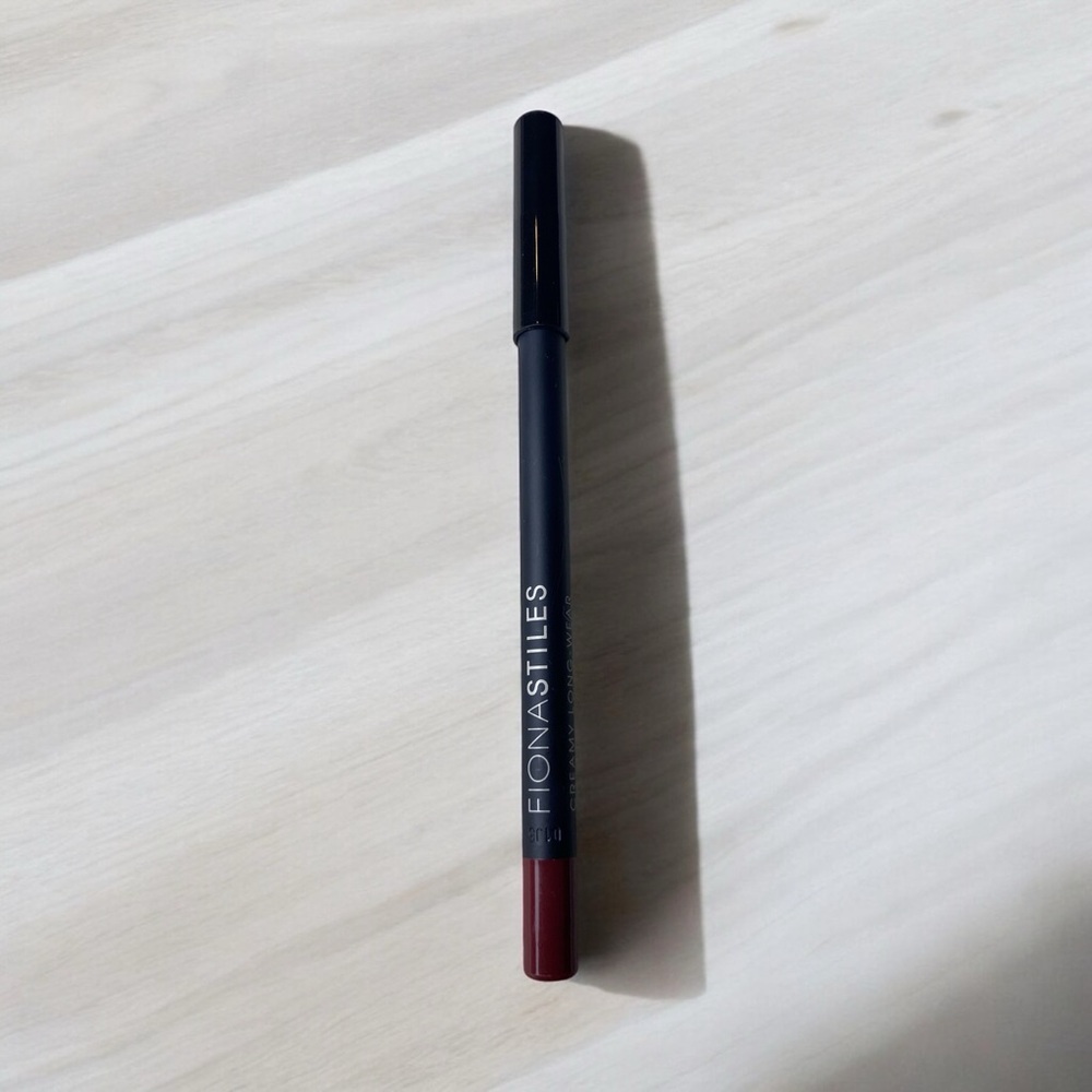 Fiona Stiles Creamy Long-Wear Lip Contouring Pencil TRACTION *T*